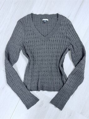 American Eagle Outfitters Charcoal Cable Knit V-Neck Sweater